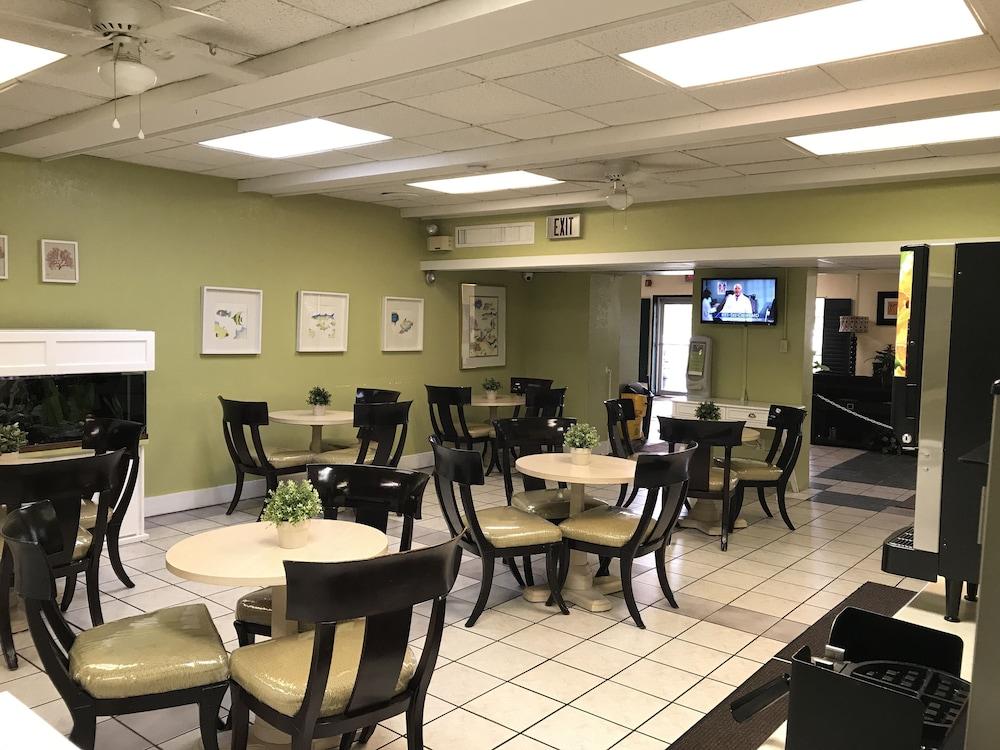 Quality Inn Tampa Luaran gambar