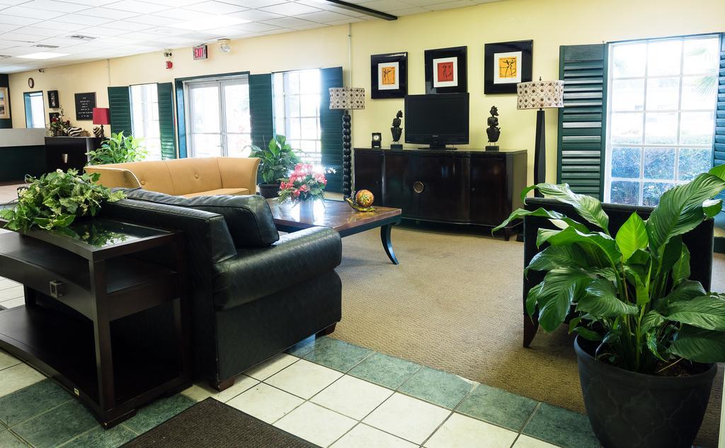 Quality Inn Tampa Luaran gambar