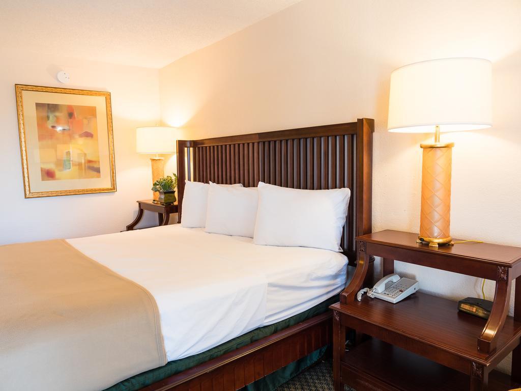 Quality Inn Tampa Luaran gambar