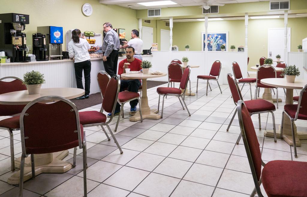 Quality Inn Tampa Luaran gambar